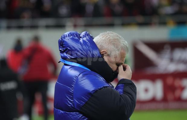Marius Șumudică, în lacrimi la derby-ul dintre Rapid și Dinamo » Ce l-a emoționat pe tehnicianul giuleștenilor