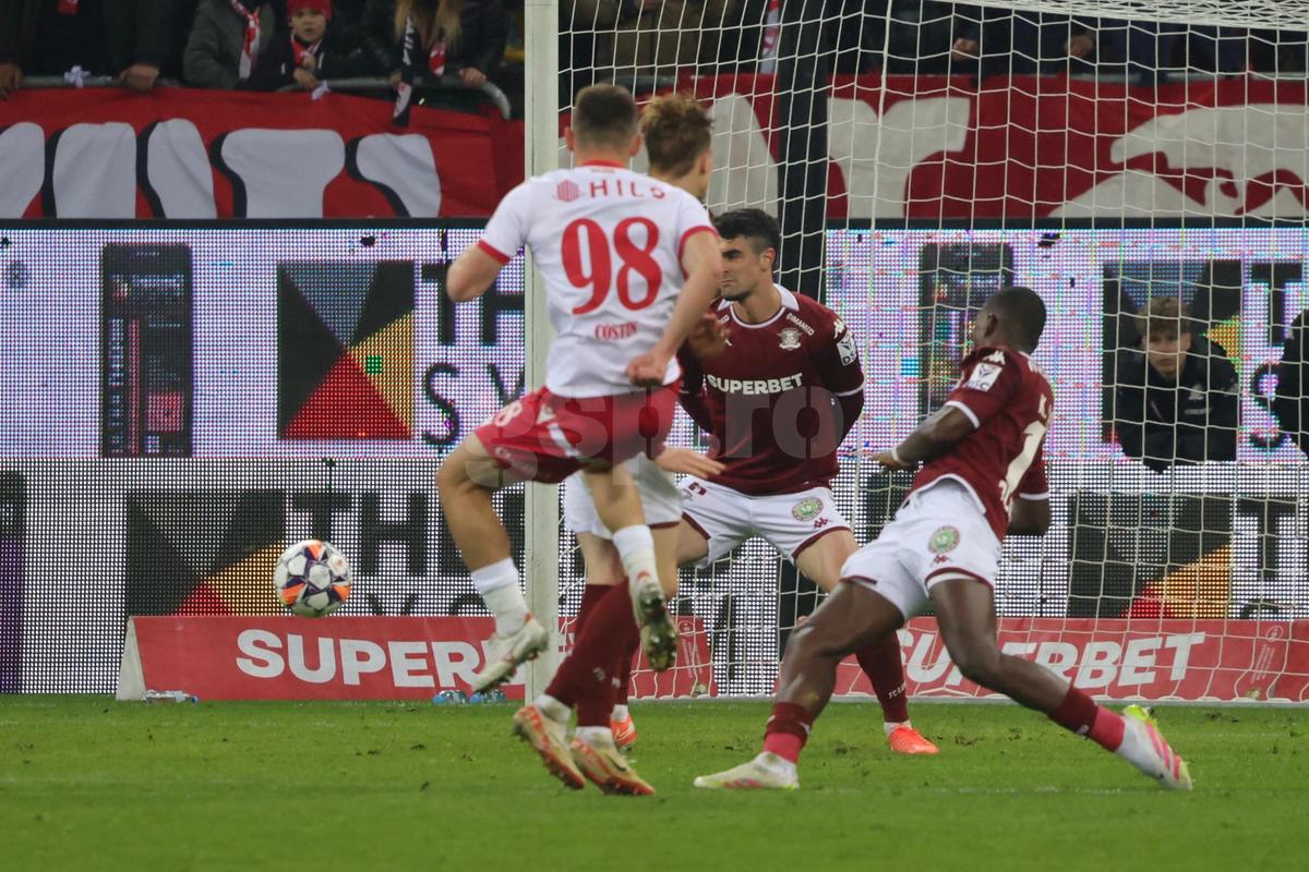 Imagini din Rapid - Dinamo / 6 aprilie 2025