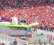 Scene uluitoare: parașutistul a rămas atârnat de acoperișul stadionului din Franța! Meciul a fost întârziat