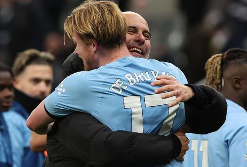 Pep Guardiola și Kevin de Bruyne / Foto: Imago