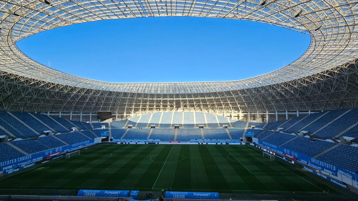 Imagini înainte de Universitatea Craiova - CFR Cluj