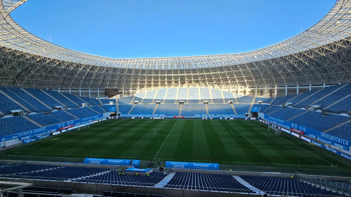 Imagini înainte de Universitatea Craiova - CFR Cluj