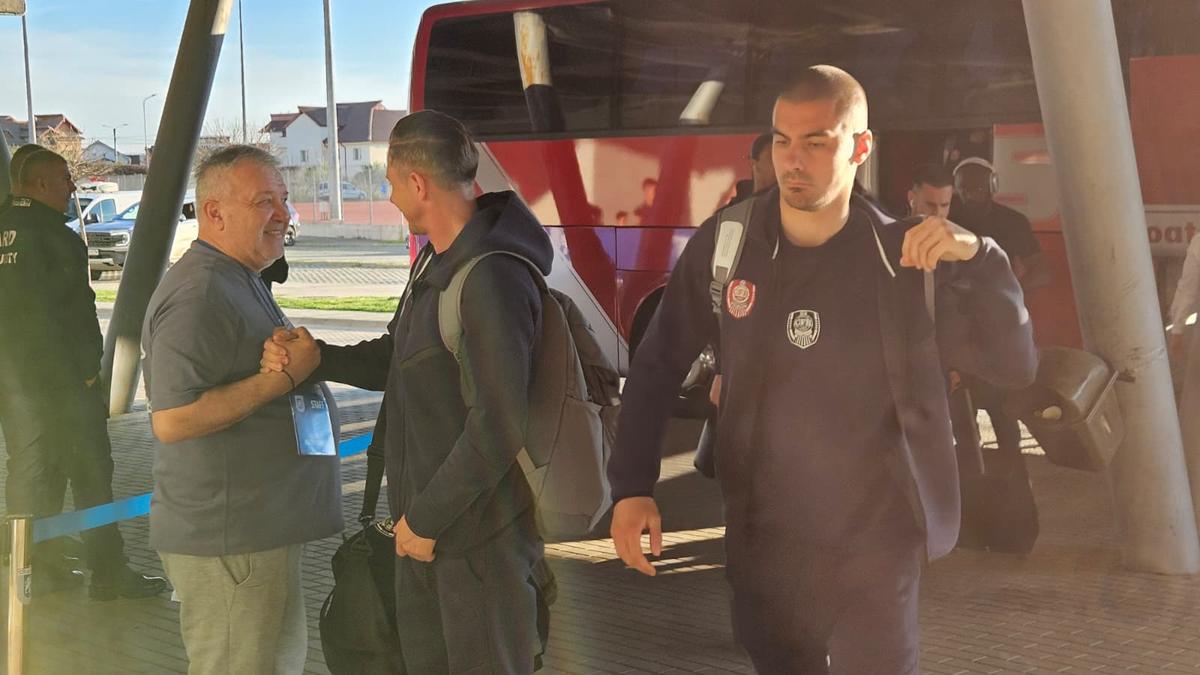 Imagini înainte de Universitatea Craiova - CFR Cluj