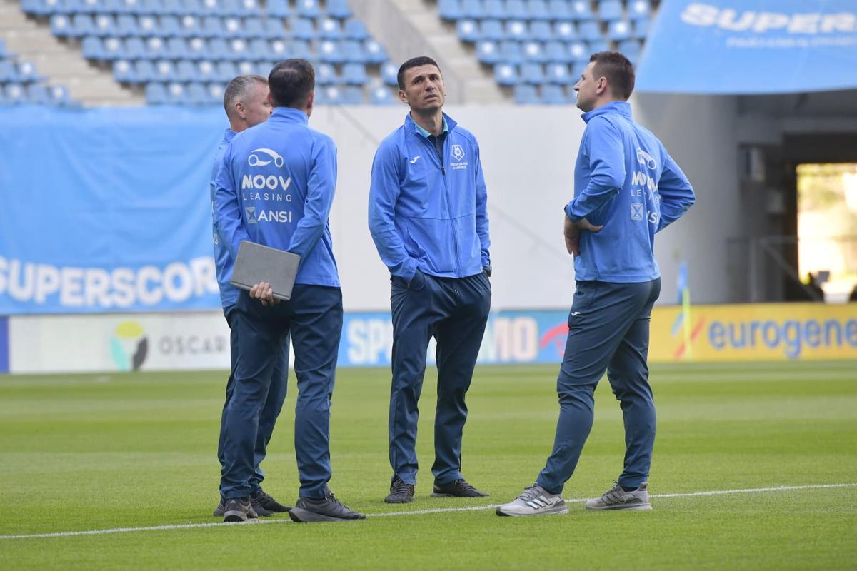 Imagini înainte de Universitatea Craiova - CFR Cluj