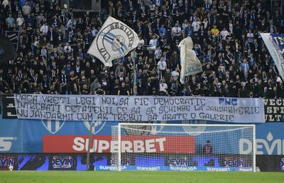 Noi proteste la adresa modificărilor Legii 4, la Craiova - CFR Cluj: „Întrebați cetățenii ce să schimbe la Jandarmerie”