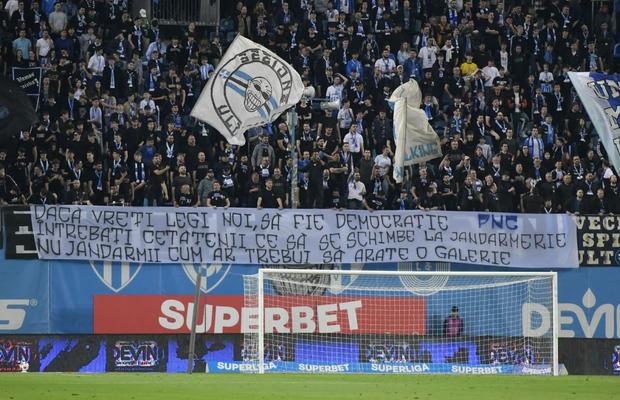 Noi proteste la adresa modificărilor Legii 4, la Craiova - CFR Cluj: „Întrebați cetățenii ce să schimbe la Jandarmerie”