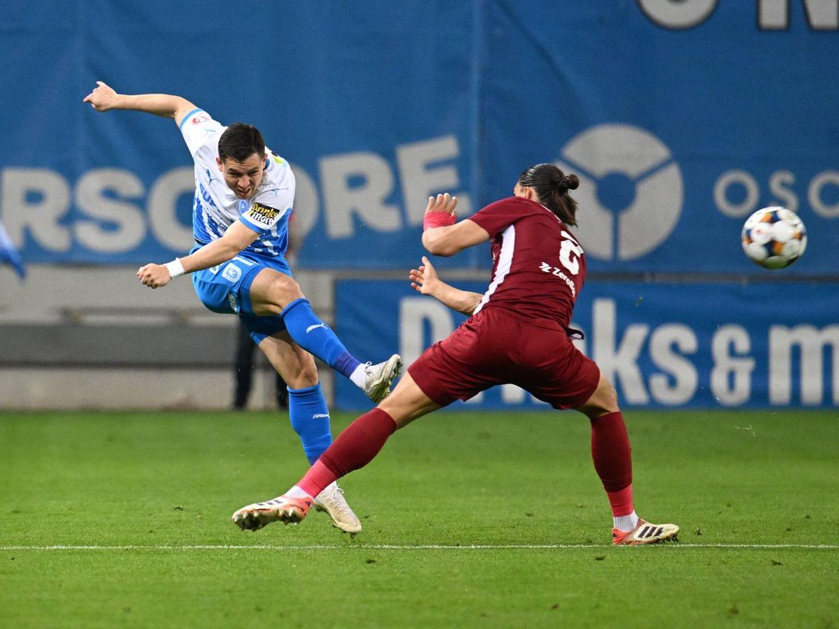 Locomotiva Universitatea Craiova lasă în gară vagoanele de la CFR Cluj » Clasamentul în play-off „se rupe”