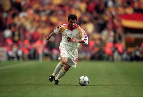 Gică Hagi este unul dintre cei mai iubiți fotbaliști din istoria lui Galatasatay // Sursă foto: Getty
