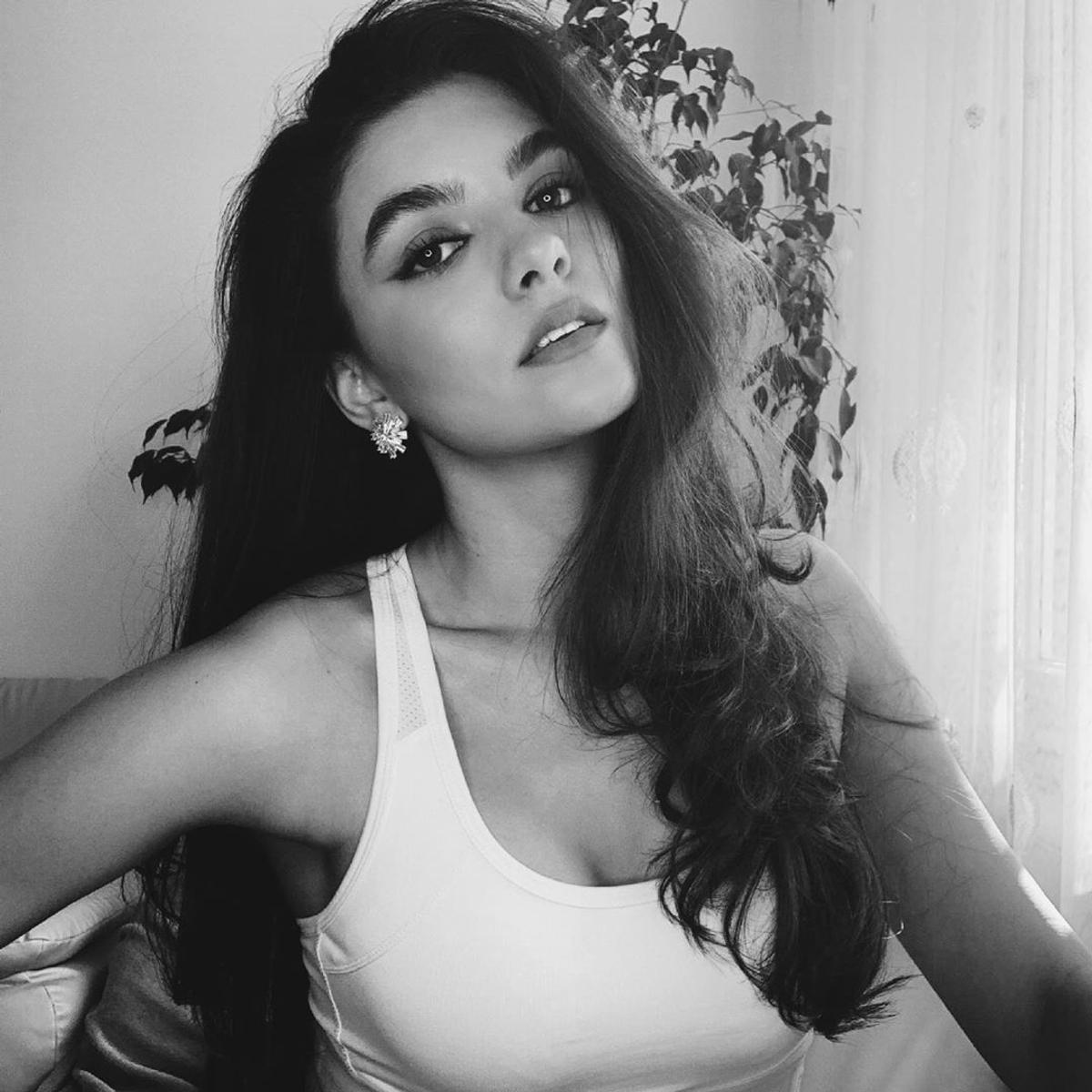 Iubita Adrian Petre