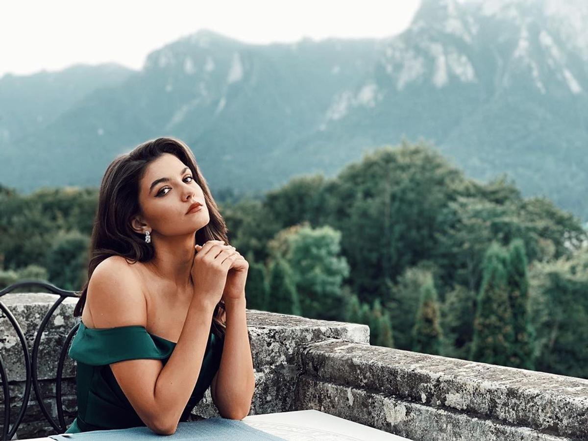 Iubita Adrian Petre