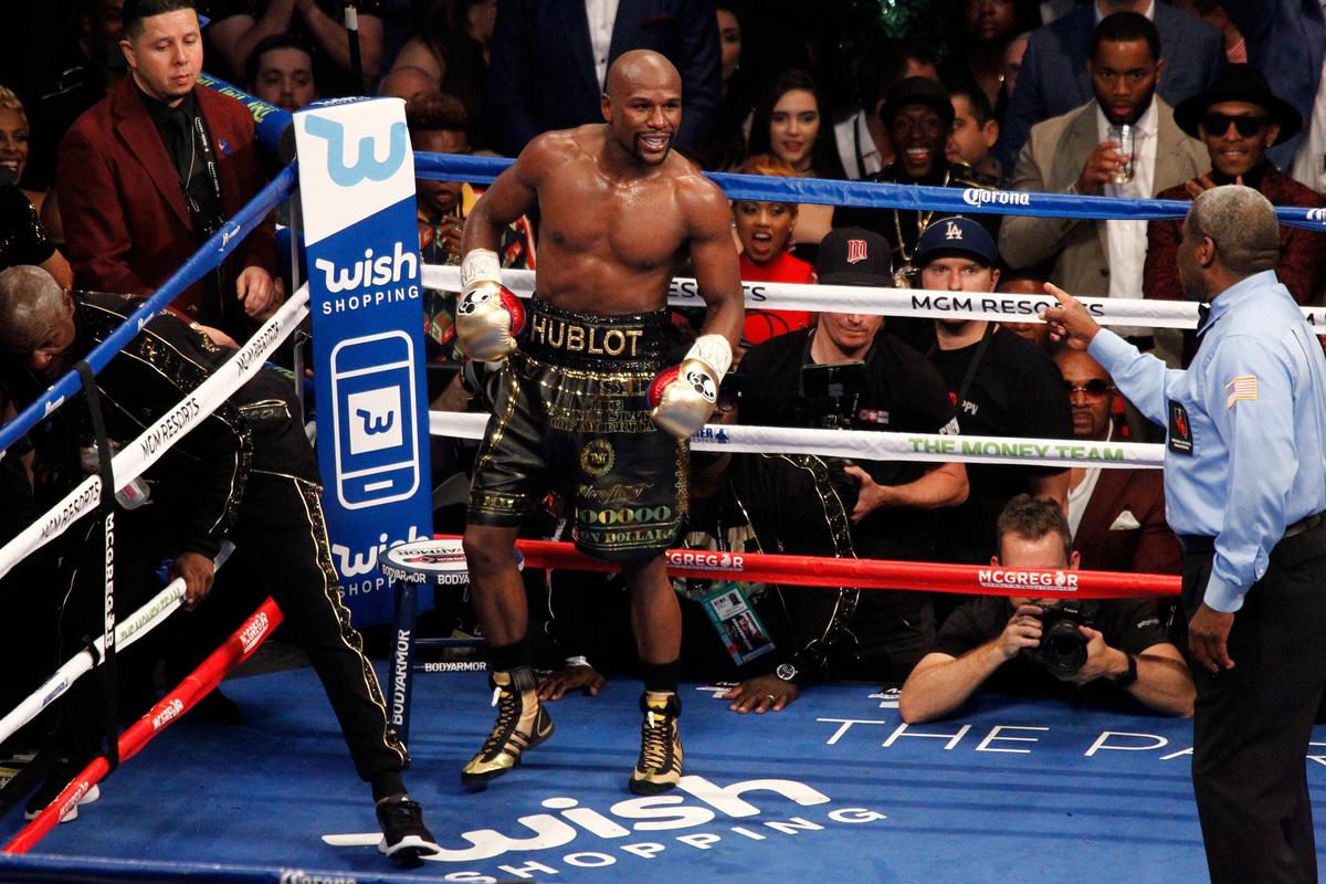 Conor McGregor se ia de la Floyd Mayweather: „Ce naiba faci? Ori lupți cu cineva pe bune, ori taci naibii!”