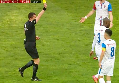 Jucătorii de la FC Botoșani au făcut două faulturi de penalty în primul sfert de oră al meciului cu FCSB, din etapa cu numărul 6 a play-off-ului Ligii 1.