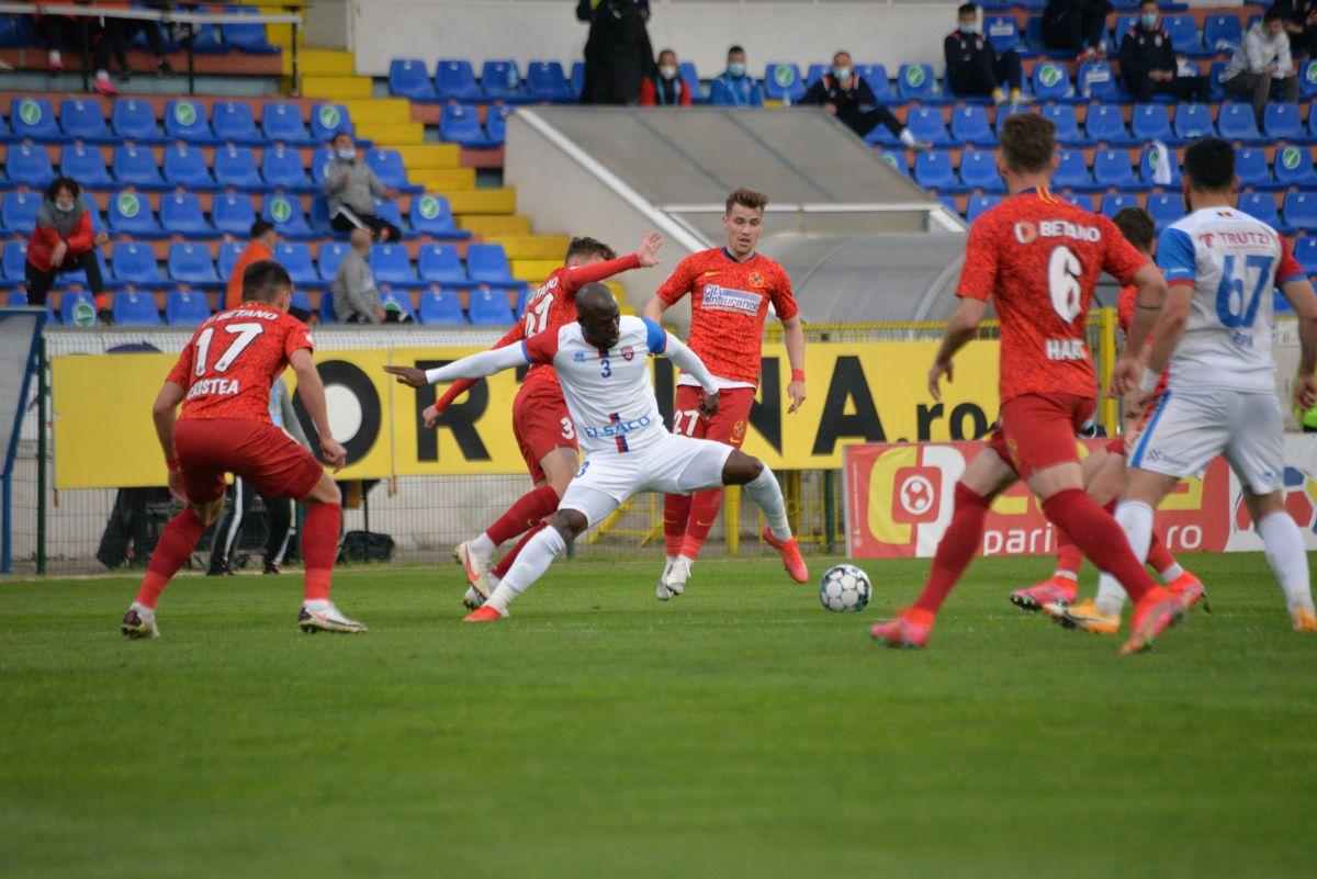 FC Botoșani - FCSB 1-3 » Gazde primitoare! FCSB a rezolvat rapid deplasarea cu FC Botoșani, într-un debut de meci ideal în Moldova. Cronica Gazetei + clasamentul