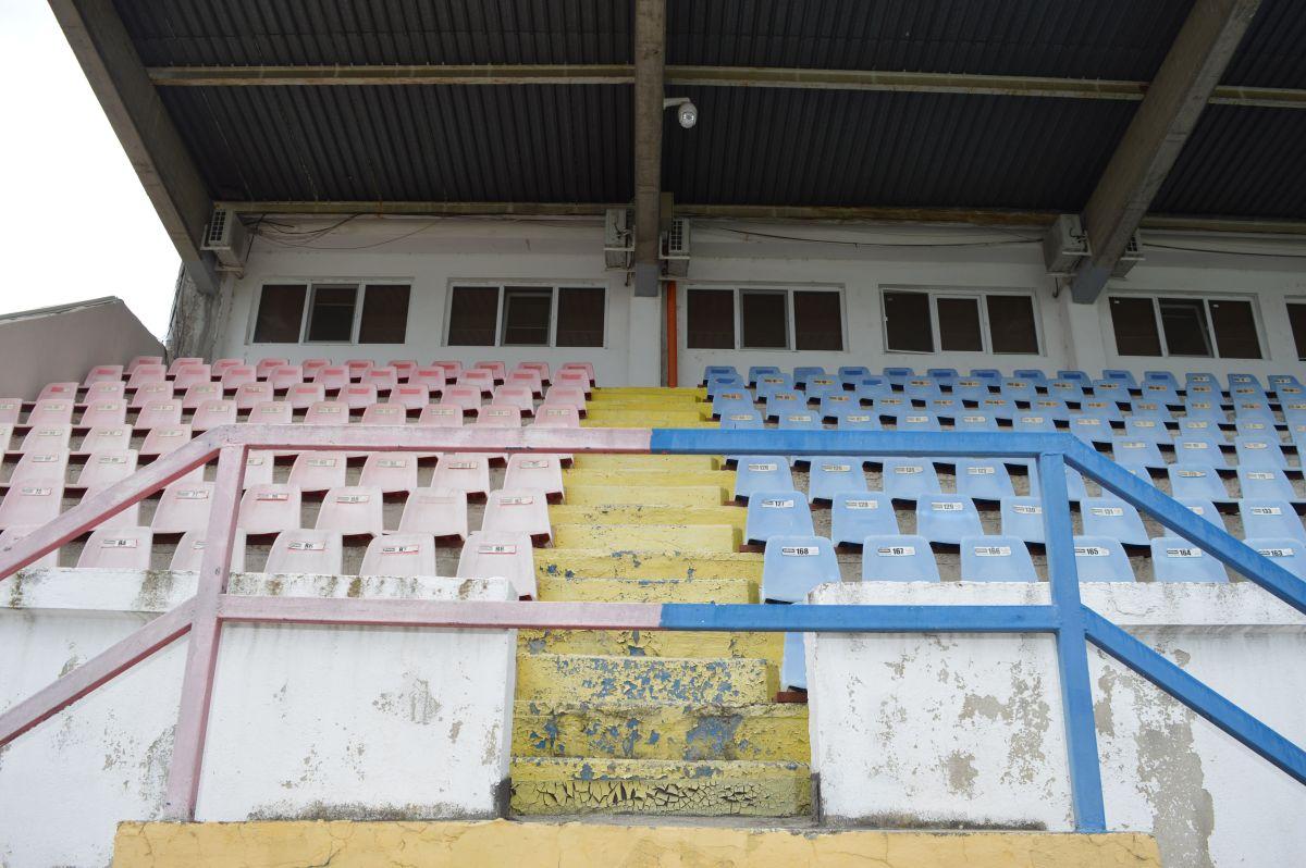 Finală de 7* pe stadion de 3* » GSP a vizitat arena care ar putea găzdui duelul de titlu din Liga 1: „Deja ne sună oamenii că vor câte 1.000 de bilete”