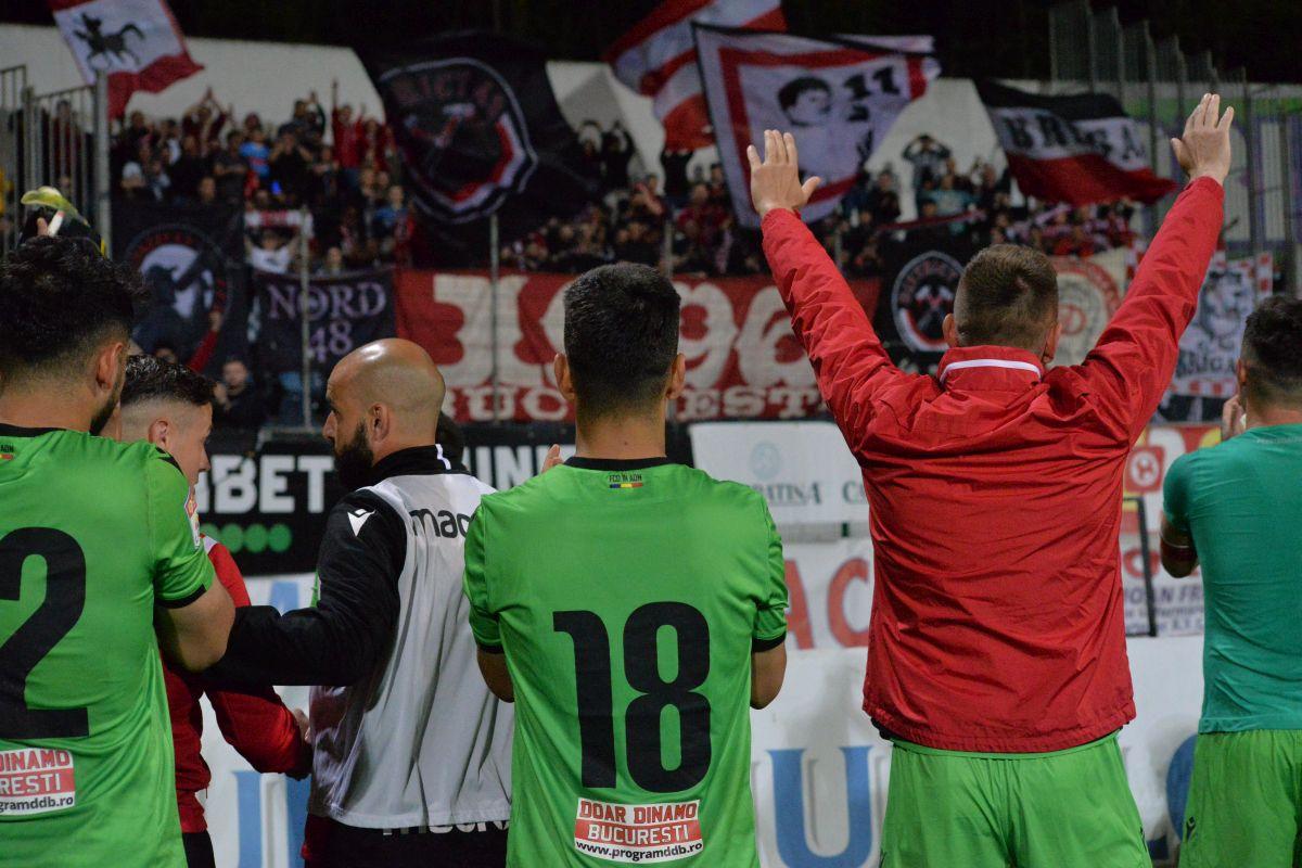 Potecă spre baraj! În inferioritate numerică, Dinamo câștigă thrillerul cu 5 goluri de la Botoșani