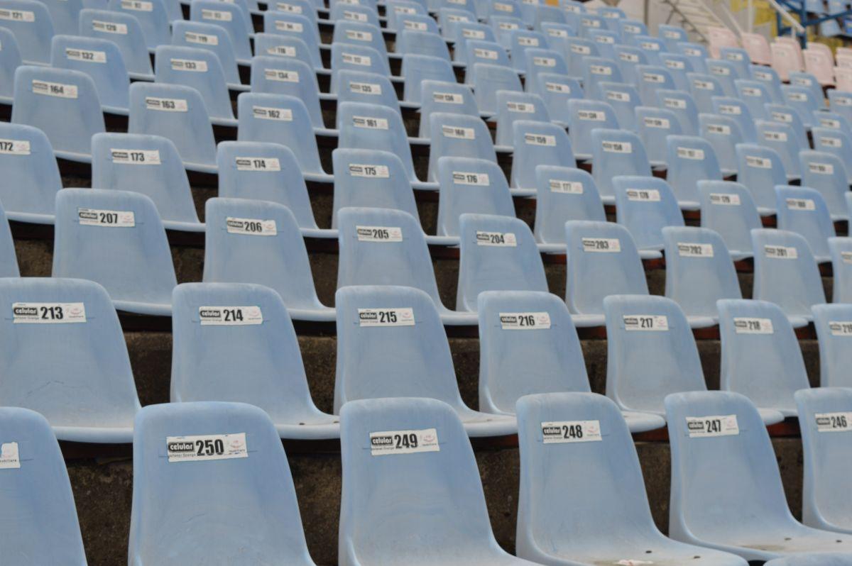 Finală de 7* pe stadion de 3* » GSP a vizitat arena care ar putea găzdui duelul de titlu din Liga 1: „Deja ne sună oamenii că vor câte 1.000 de bilete”