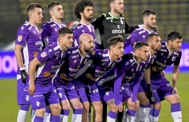 FC Argeș își schimbă echipamentul pentru meciul cu CFR Cluj » Surpriza pregătită fanilor, într-o zi istorică