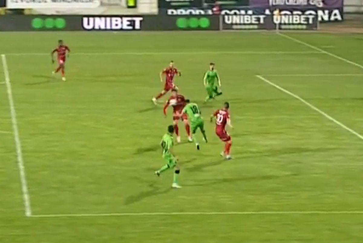FOTO Botoșani - Dinamo, posibil penalty la Șeroni 06.05.2022