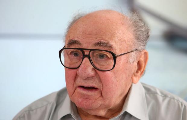 Veteranul olimpismului românesc, Leon Rotman, a transmis un mesaj Președinției, COSR și federației de canotaj: „Vă mulțumesc de neinvitație!”