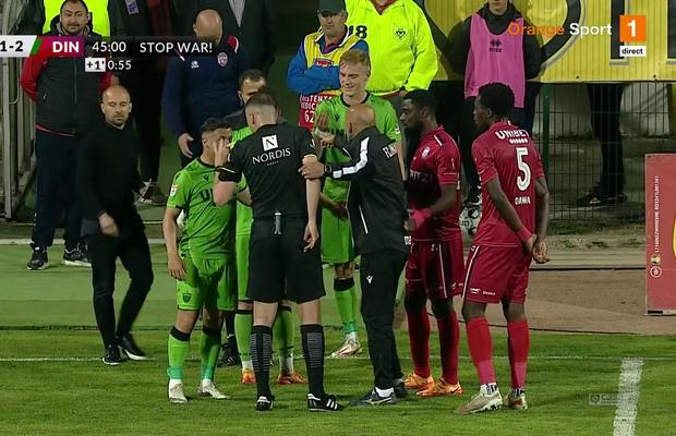 Dinamo, în „10” o repriză » Confuzie totală la Botoșani: de ce a fost eliminat Balthazar Pierret