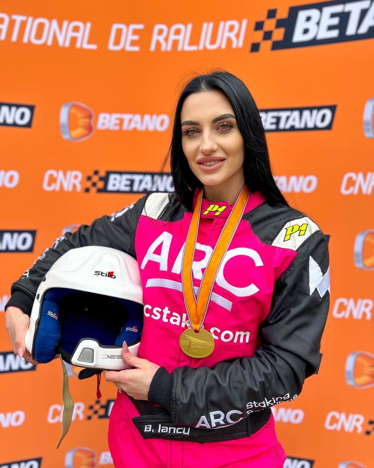Ultima campioană mondială a României la gimnastică, imagini spectaculoase: „Sper să ajung celebră ca Van Damme”
