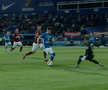 Gafeurul campionatului a dictat penalty în secunda 27 a meciului Farul - Rapid » Reluările au elucidat faza