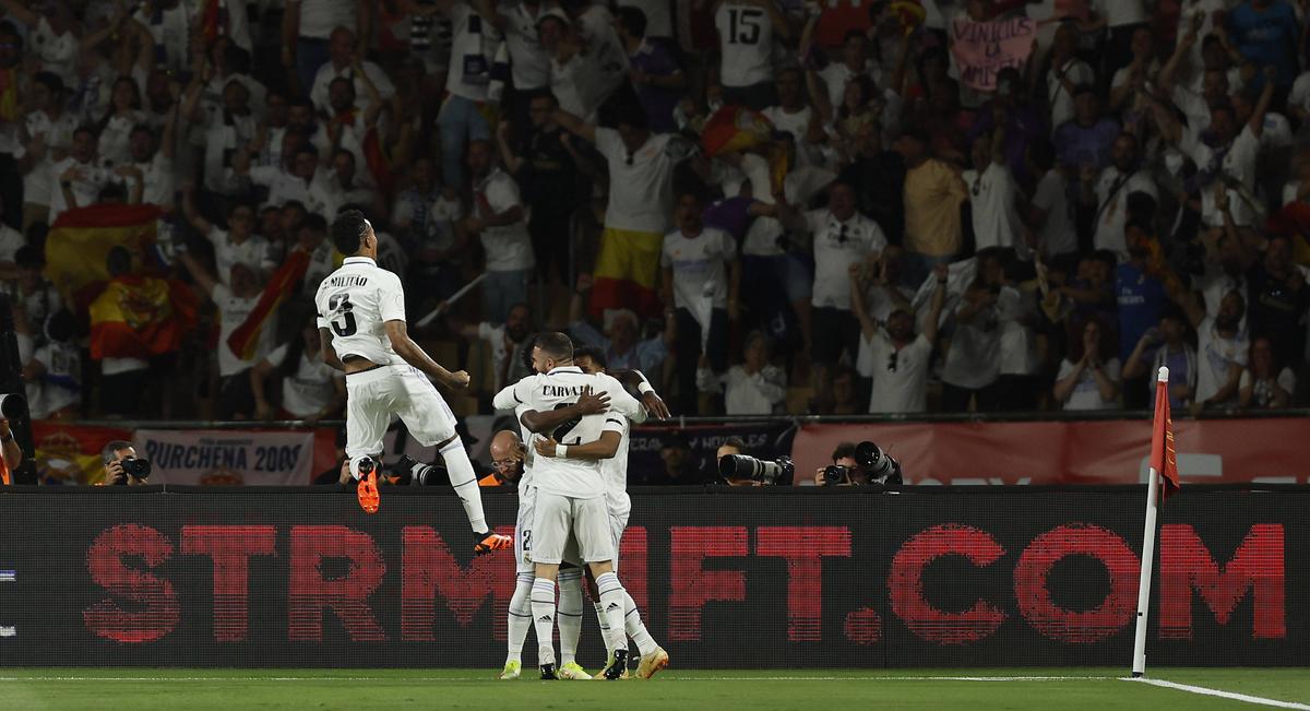 Real Madrid a cucerit din nou Cupa Spaniei, după 9 ani! Victorie la limită în finala cu Osasuna