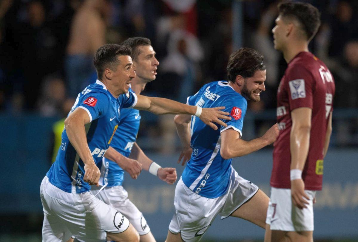 Scandări rasiste la Farul - Rapid: șicane și jigniri între cele două galerii