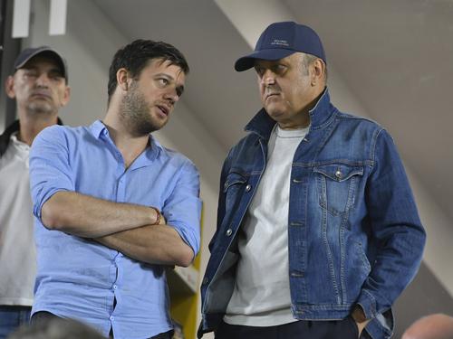 Victor Angelescu, unul dintre cei doi acționari ai Rapidului, a vorbit despre Cătălin Cîrjan (20 de ani, mijlocaș ofensiv), Denis Drăguș (23 de ani, atacant) și Rareș Ilie (20 de ani, mijlocaș stânga).
