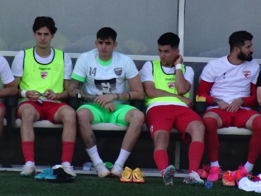 7 detalii de la Dinamo - Unirea Dej 0-0 » Probleme serioase pentru un titular, discuție Patriche - suporteri + anunțul legat de Steaua, făcut la finalul meciului