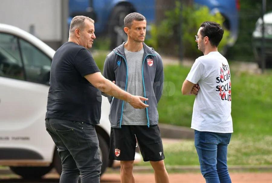 Cătălin Mișu, patronul Regata (stânga) Ce șanse sunt ca Zeljko Kopic să continue la Dinamo: „În condiții clare!”