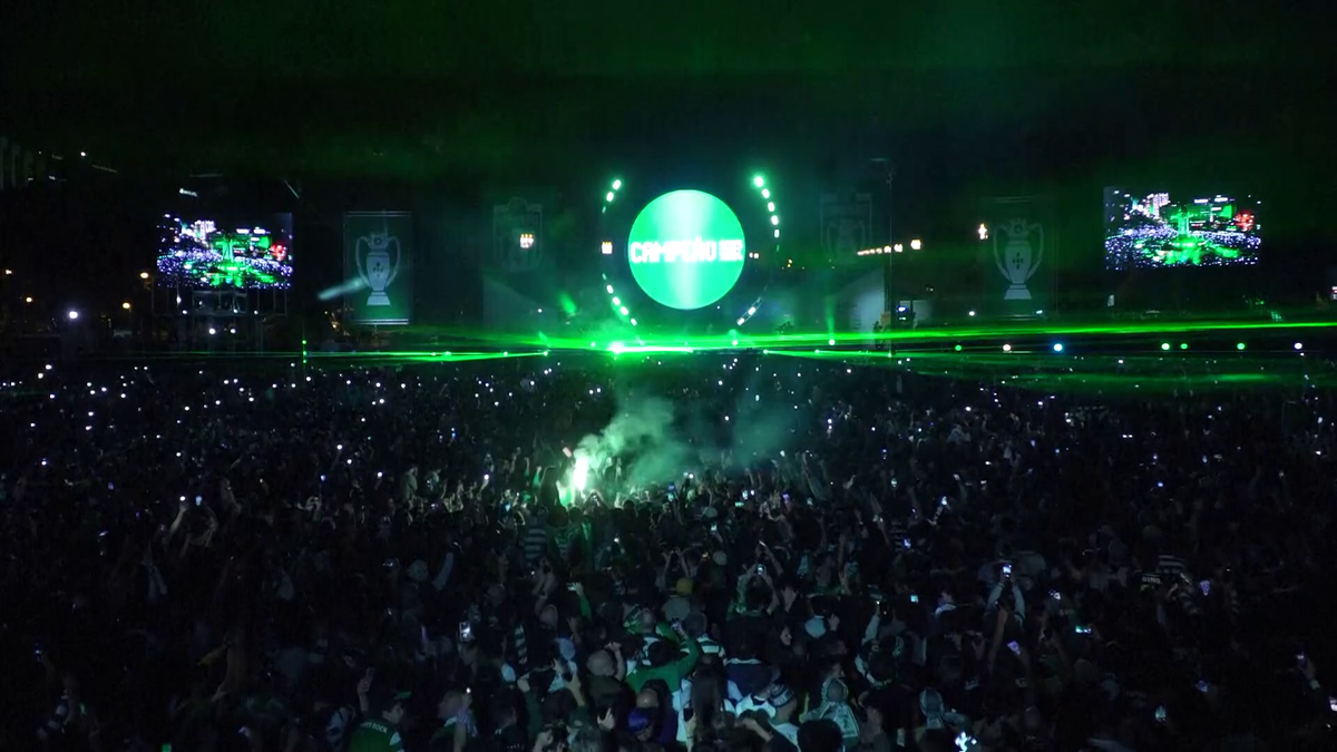 Noapte albă la Lisabona! Sporting a câştigat campionatul Portugaliei și mii de fani au ieșit pe străzi