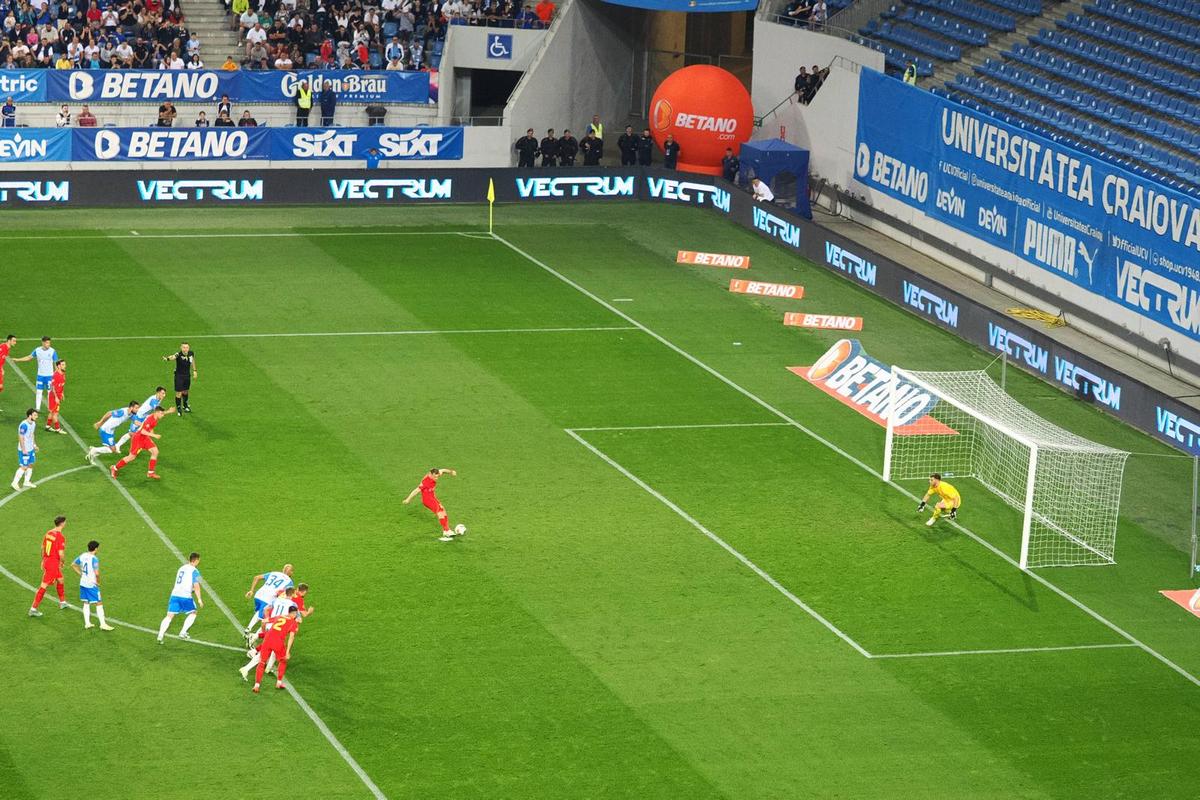 Penalty ratat de Olaru în Craiova - FCSB