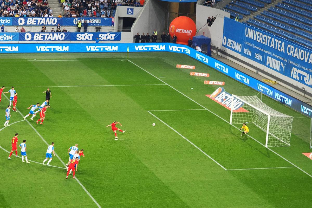 Penalty ratat de Olaru în Craiova - FCSB