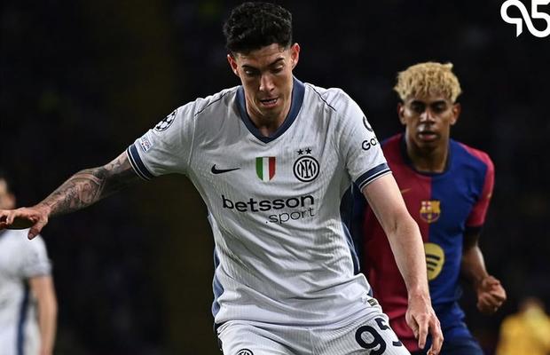 Alessandro Bastoni a fost impresionat de adversarul său direct din Inter - Barcelona: „Este cel mai bun”