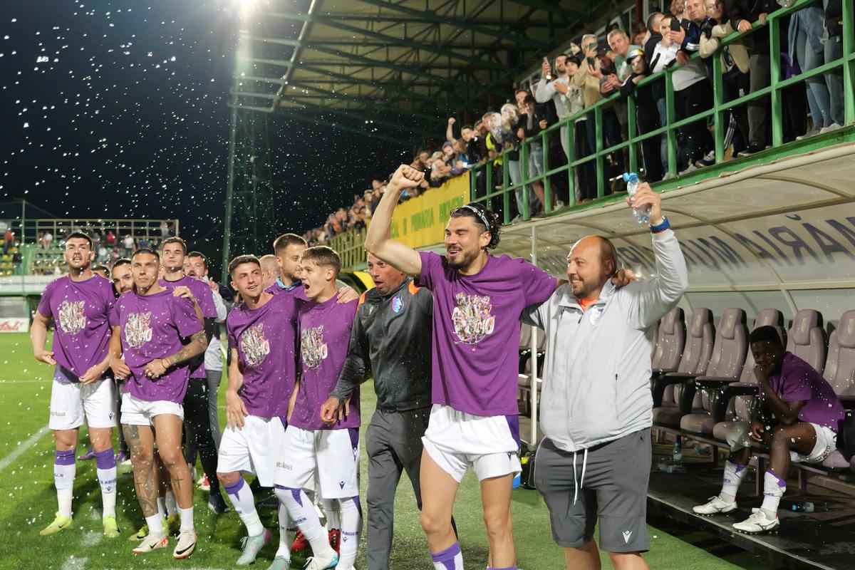 Cum a promovat FC Argeș? 3 oameni de bază dezvăluie rețeta revenirii în Superligă: „Stadionul va fi prea mic pentru noi în Liga 1”