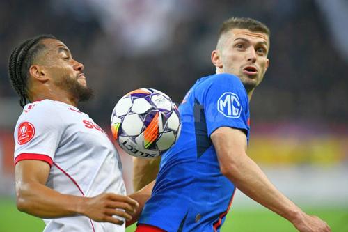FCSB - Dinamo 3-1. Florin Bratu, fostul atacant important al „câinilor”, a fost prezent la meciul de pe Arena Națională și a oferit mai multe concluzii la final/ FOTO: GSP