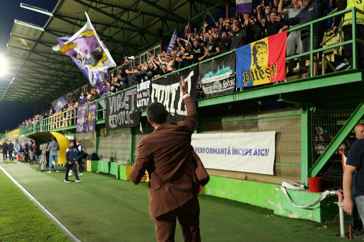 Imagini după FC Argeș - CSM Reșița