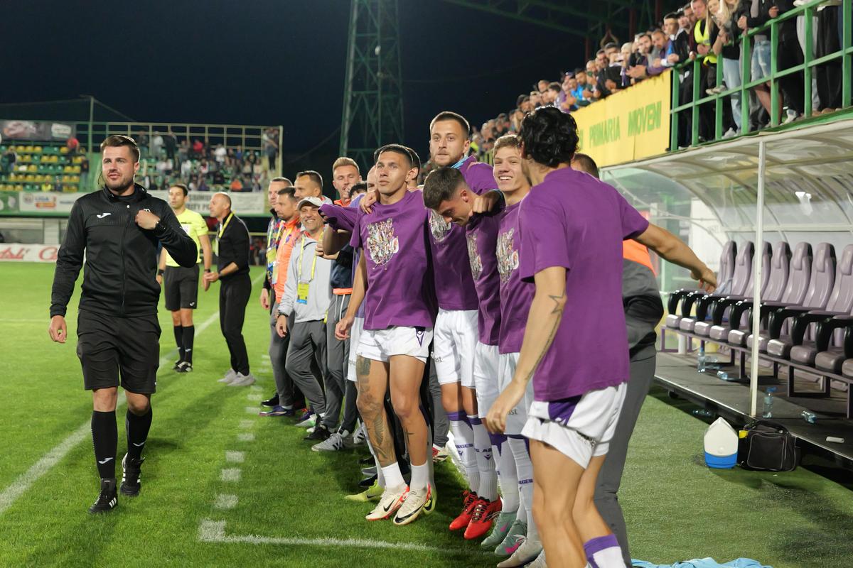 Imagini după FC Argeș - CSM Reșița