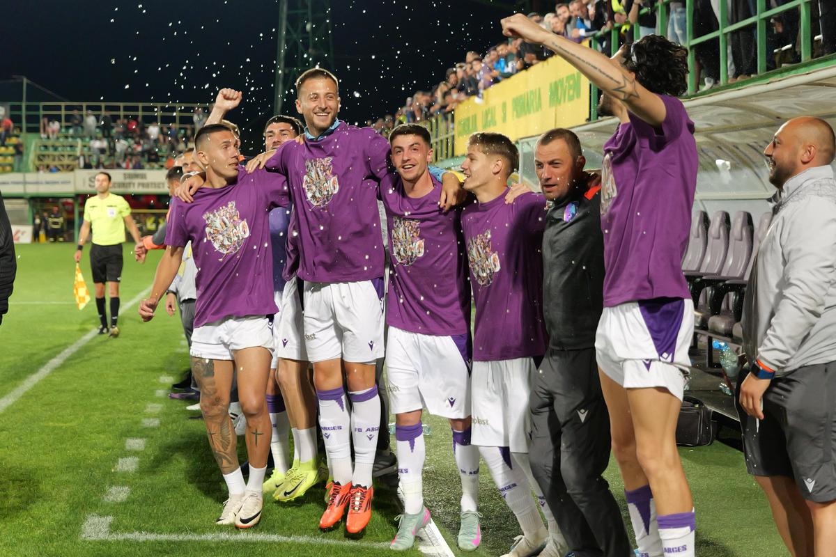 Imagini după FC Argeș - CSM Reșița