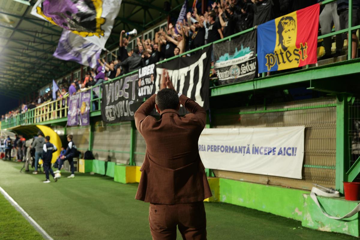 Imagini după FC Argeș - CSM Reșița