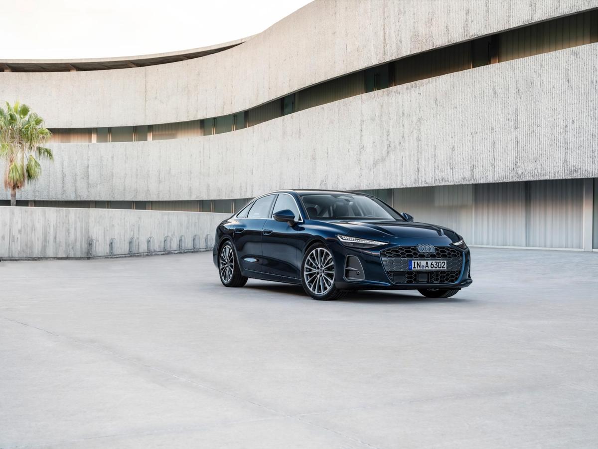 Mașina de lux a fost lansată și în România! Este mai ieftină decât BMW și Mercedes