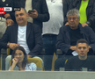 Momente inedite pe Arena Națională, cu Mircea Lucescu în prim-plan! Selecționerul a beneficiat de masaj pe toată durata meciului FCSB - Dinamo