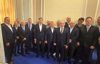 Steaua '86 în Camera Deputaților » Parlamentarii AUR au „confiscat” sărbătoarea, Balint a cerut indemnizații de merit pentru toată echipa: „În mod firesc și drept”