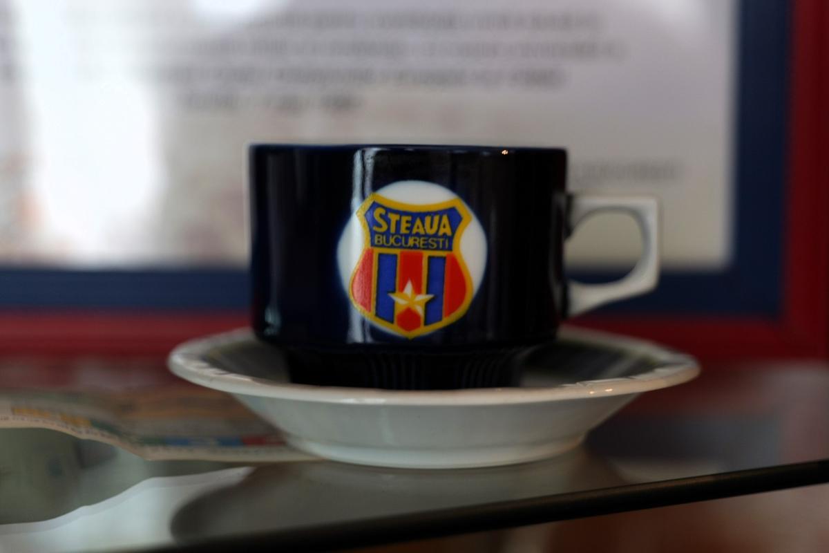 Gabi Balint a deschis ușa casei, la Sângeorz-Băi » Spumos la 40 de ani de la Sevilla: „În timp ce mergeam să bat penalty-ul, îl înjuram în gând pe Lăcătuș”