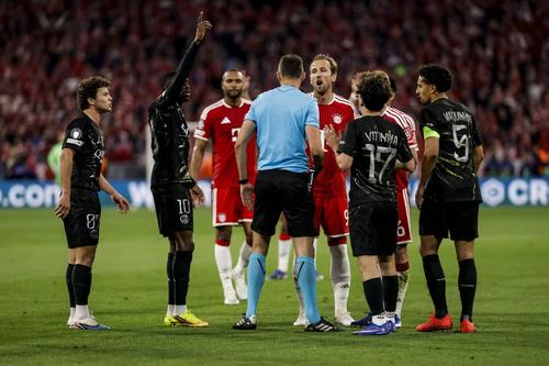 Bayern - PSG / Foto: Imago Images