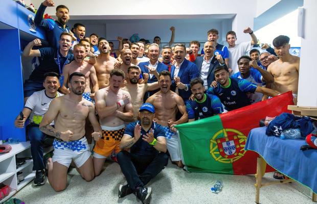 Imaginile bucuriei » Corvinul a declanșat fiesta, după promovarea matematică în Superliga