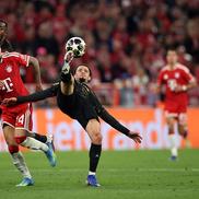 Diaz, în duel cu Zaire-Emery // Bayern - PSG, returul semifinalei de Liga Campionilor, 06.05.2026 // foto: Getty Images