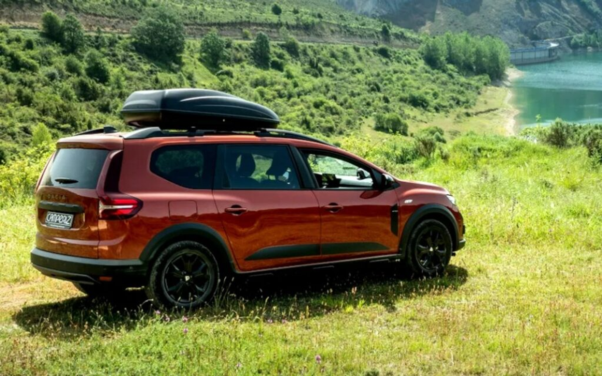 Dacia Sandman