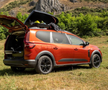 Dacia, „dormitor pe roți” » Imagini surprinzătoare: cum arată mașina-casă care nu a existat vreodată